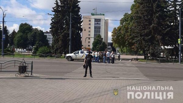 Сотрудники правоохранительных органов Украины в Луцке