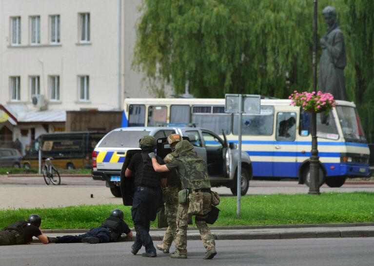 Захват заложников в Луцке