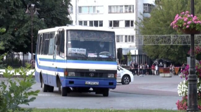 Захват заложников в Луцке. Кадр видео