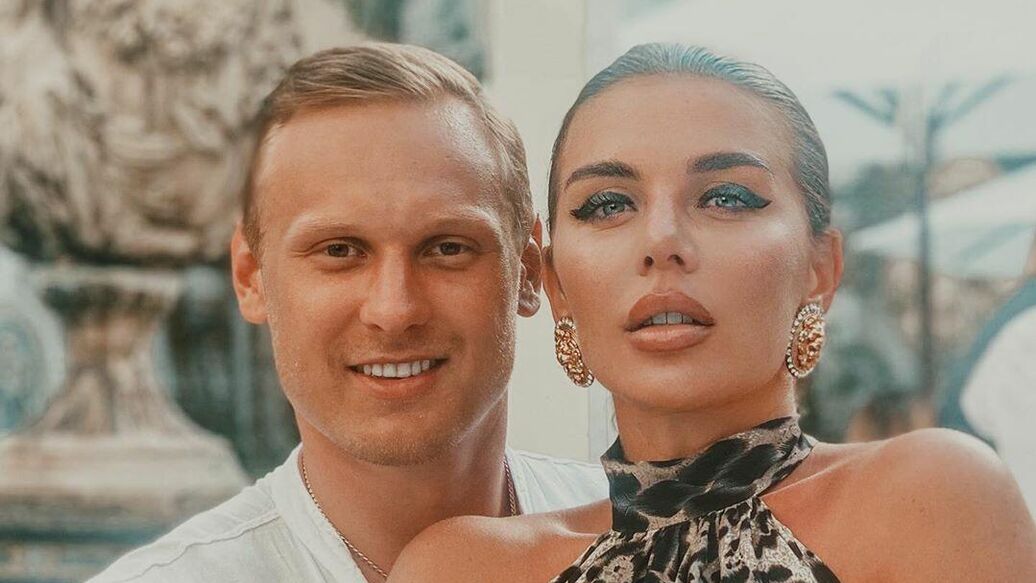 Седокова выступила с обращением после самоубийства бывшего мужа