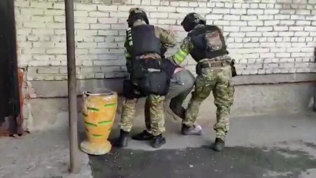 Спецоперация ФСБ против Исламского движения Узбекистана. Кадр видео Спецоперация ФСБ против Исламского движения Узбекистана. Кадр видео