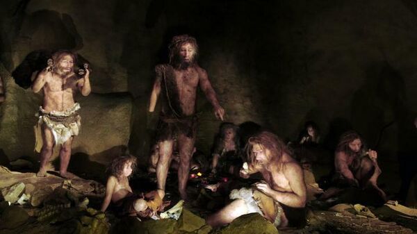 Семья неандертальцев