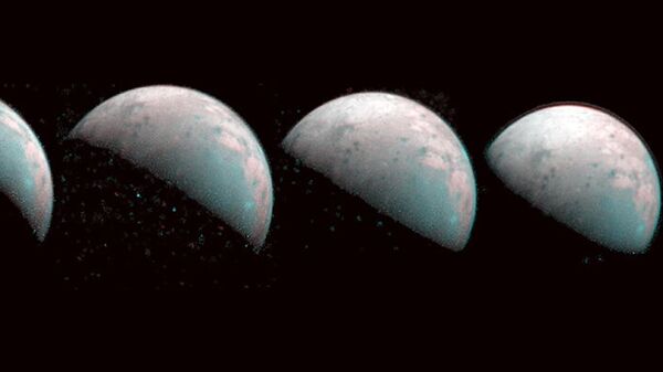 Первые снимки северного полюса спутника Юпитера Ганимеда, сделанные космическим аппаратом Juno