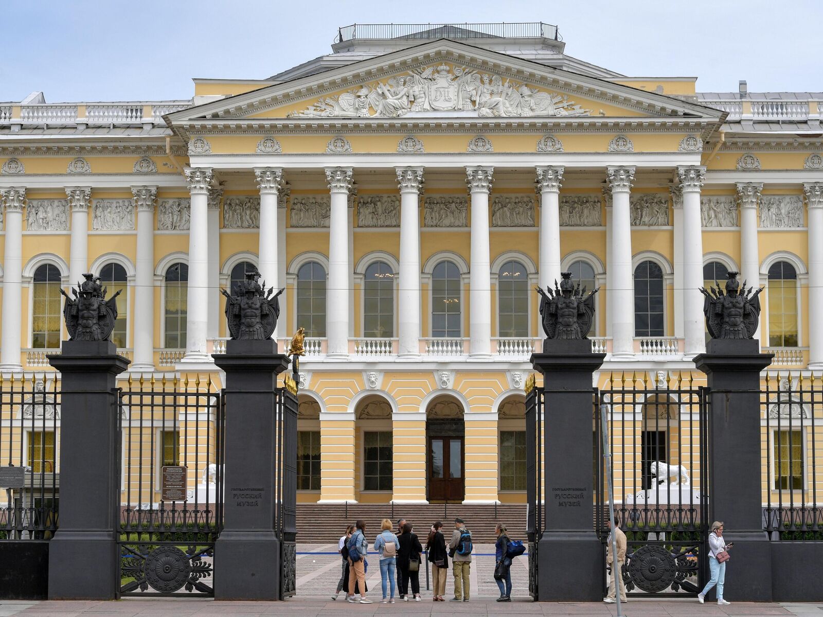 Русский музей петербург фото. Русский музей в Санкт-Петербурге. Русский музей Питер. Русский музей в Санкт-Петербурге официальный сайт. Русский музей в Санкт-Петербурге фото.