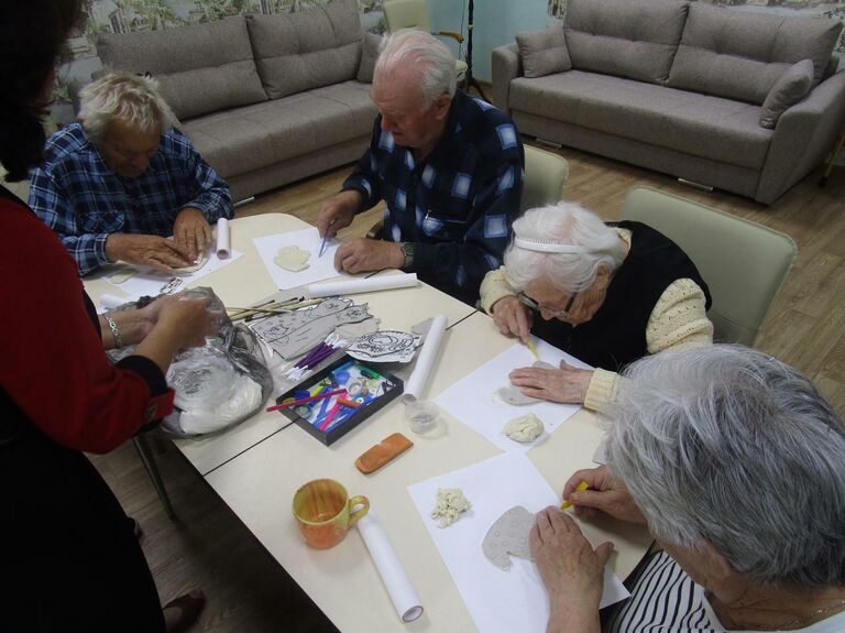 Группы дневного присмотра за людьми пожилого возраста и инвалидами в Кировской области