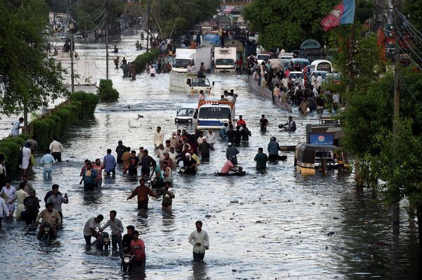 Последствия сильных ливней в Карачи, Пакистан