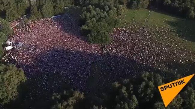 Кадры многотысячного митинга в поддержку Тихановской в Минске