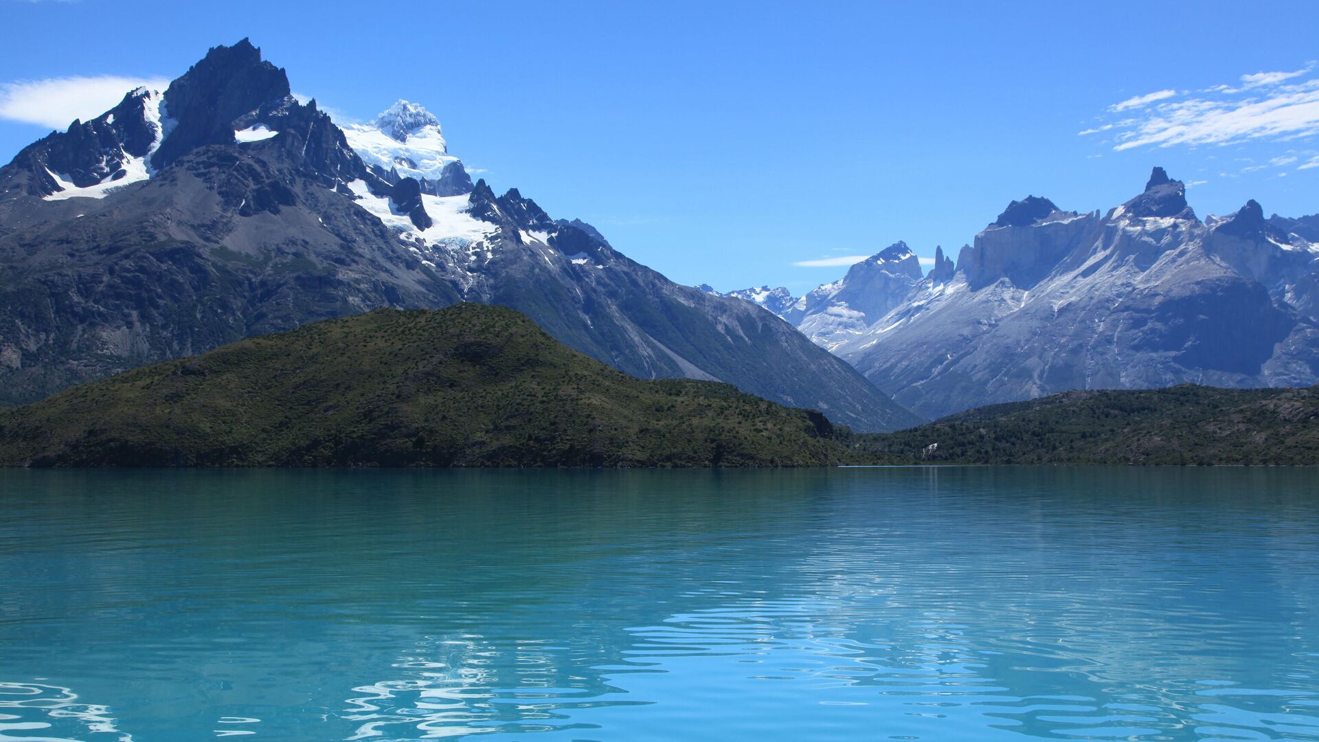 Озеро Пеоэ в национальном парке Торрес-дель-Пайне на юге Чили - РИА Новости, 1920, 24.01.2021