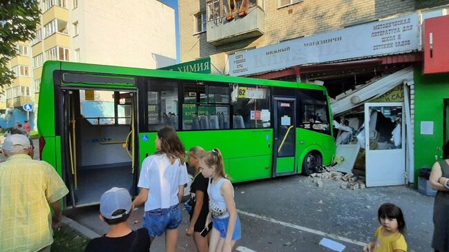 На месте ДТП  с участием автобуса в Тюмени