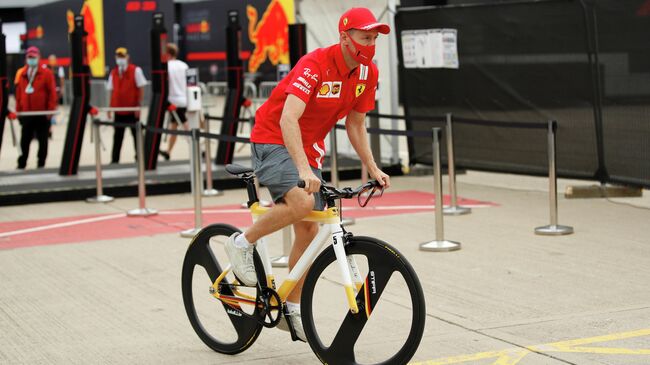 Пилот Феррари Себастьян Феттель