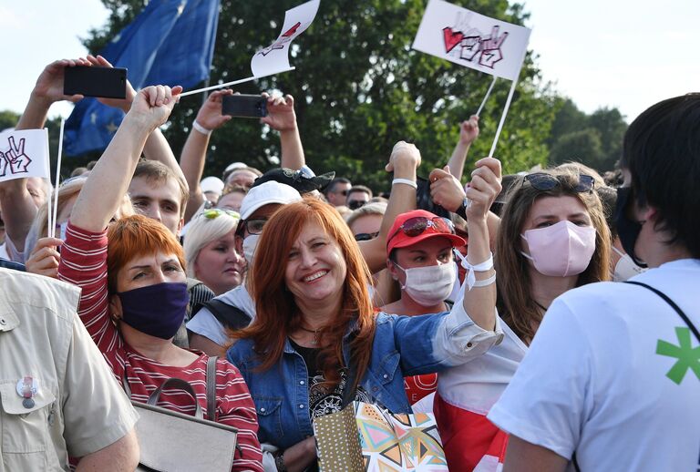 Встреча с избирателями кандидата в президенты Белоруссии С. Тихановской Встреча с избирателями кандидата в президенты Белоруссии С. Тихановской
