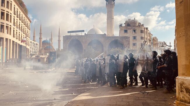 LIVE: Протесты в Бейруте переросли в вооруженное столкновение