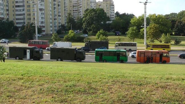 Автомобили милиции в центре в Минска