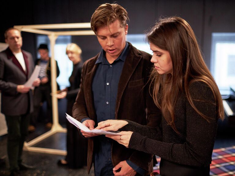 Репетиция Дикарки