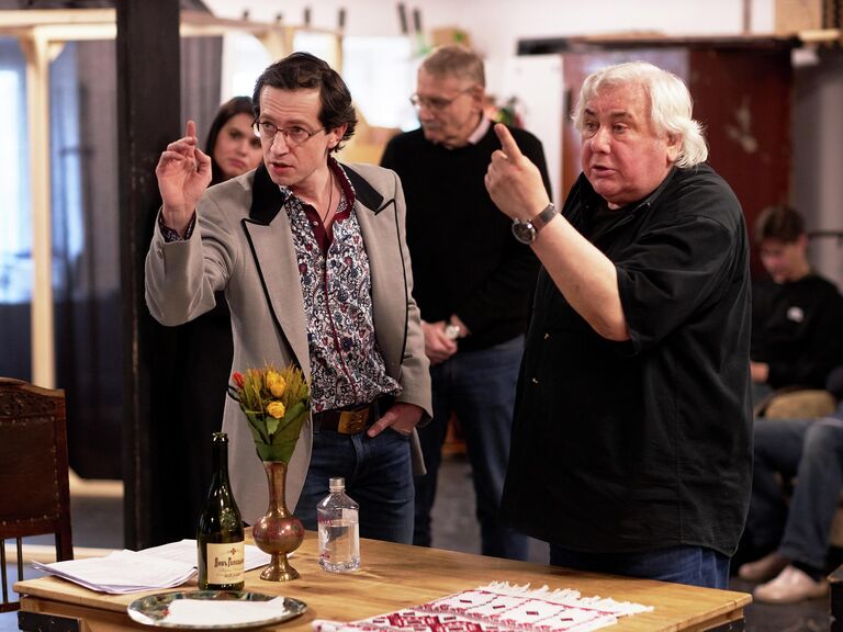 Репетиция Дикарки