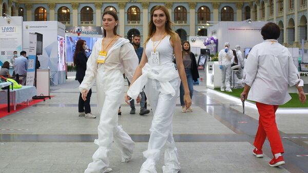 На выставке всероссийского форума Здоровье нации — основа процветания России в торгово-выставочном комплексе Гостиный двор в Москве