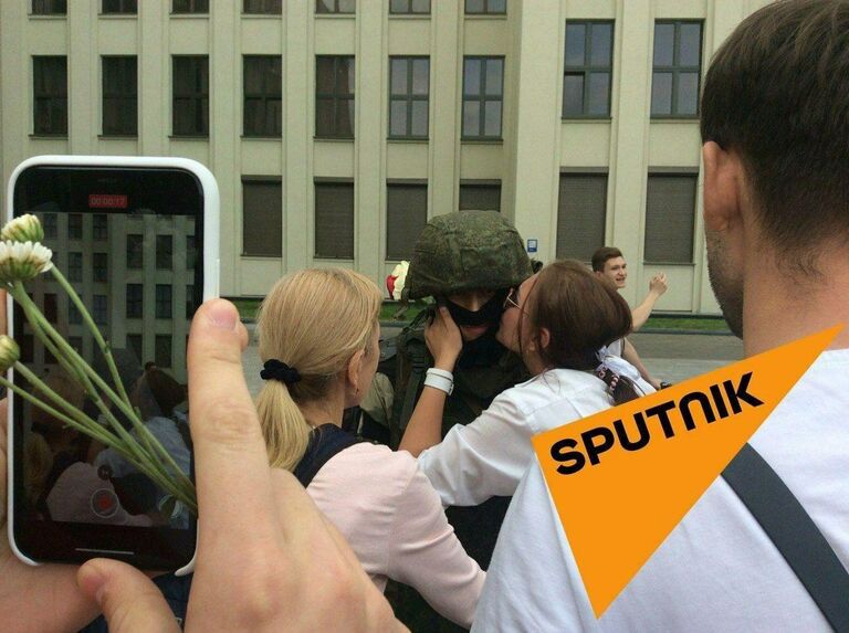 Ситуация у Дома правительства в Минске