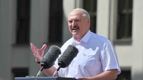 Митинг в поддержку действующего президента Белоруссии Александра Лукашенко в Минске