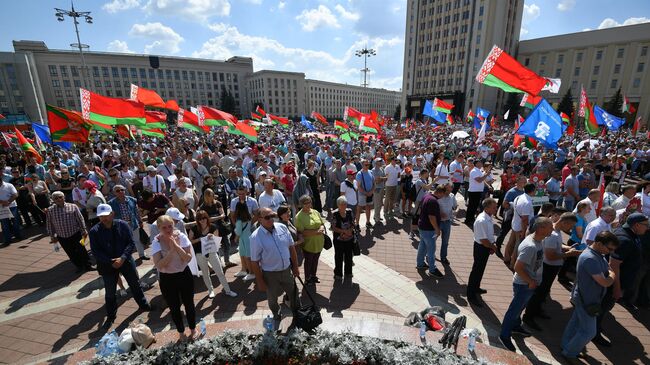 Митинг в поддержку действующего президента Белоруссии Александра Лукашенко в Минске