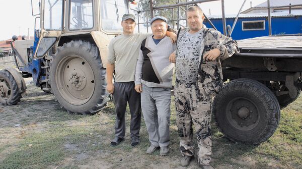 Семья Савиных спасла от надвигающегося пожара лес в Змеиногорском районе Алтайского края