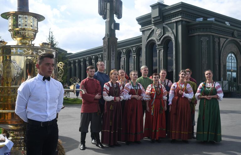 На православной яблочной ярмарке, приуроченной к празднику Преображения Господня