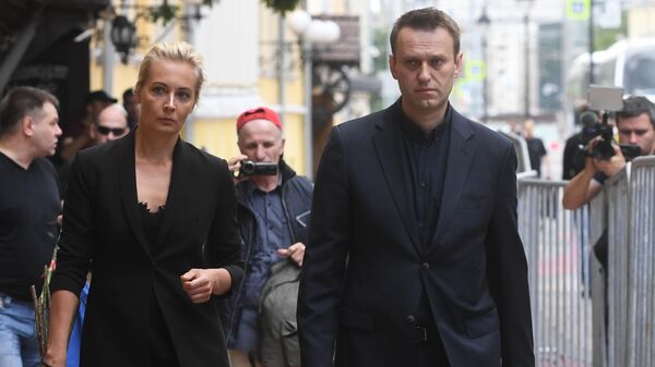Алексей Навальный с супругой Юлией 