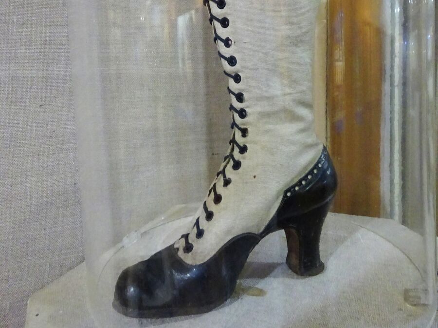 Обувь местного производства (1910-е)