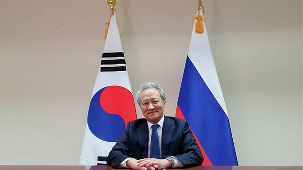 Посол Южной Кореи в России Ли Сок Пэ