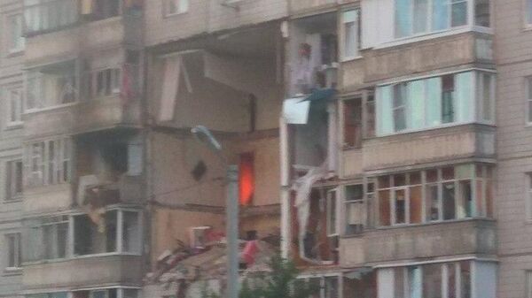 Фото очевидца на месте взрыва газа в жилом 10-этажном доме в Ярославле