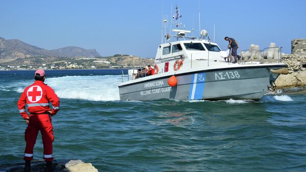 Корабль береговой охраны Греции на острове Крит