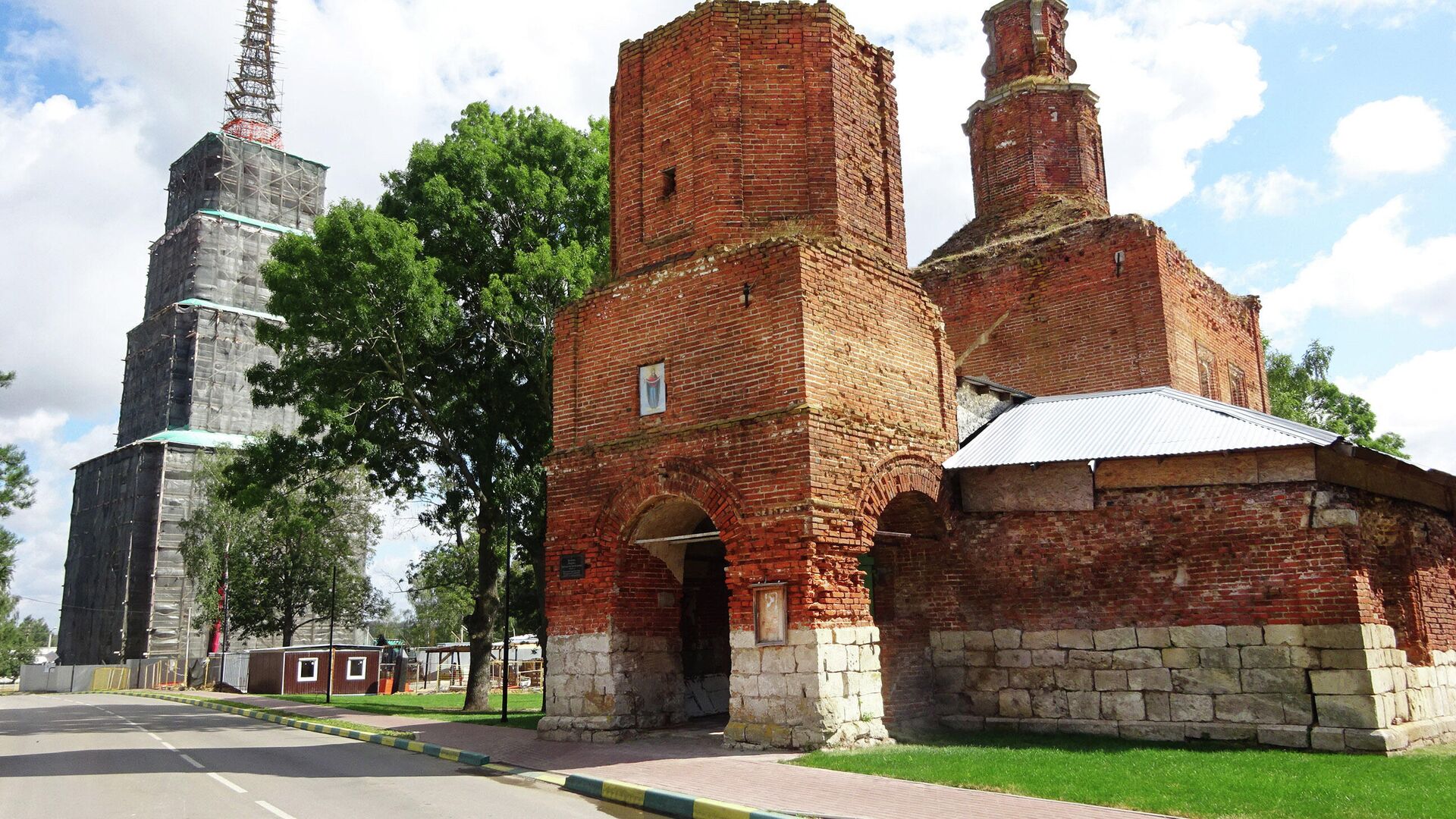 Покровская (Никольская) церковь и колокольня - РИА Новости, 1920, 27.08.2020