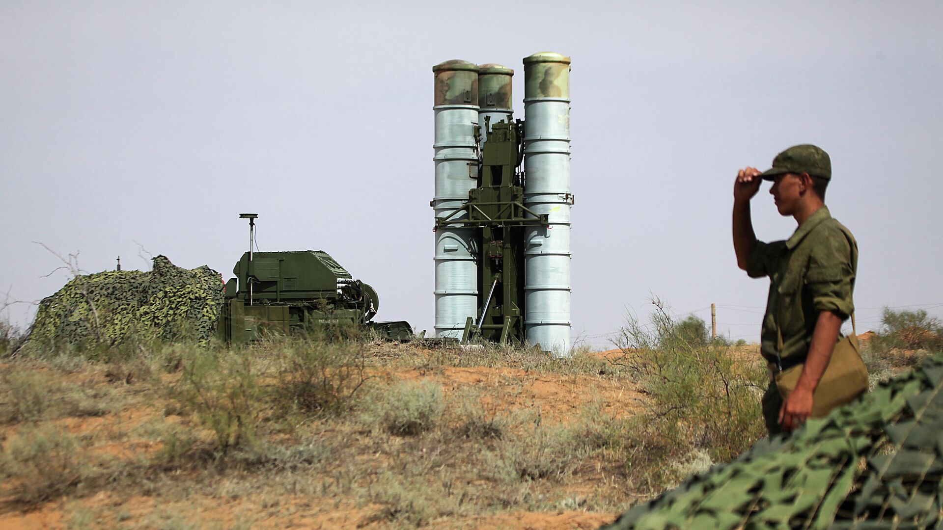 Подготовка к стрельбам зенитных ракетных систем С-400 Триумф на полигоне Ашулук  - РИА Новости, 1920, 28.05.2021