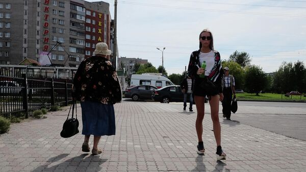 Жители на улице Череповца
