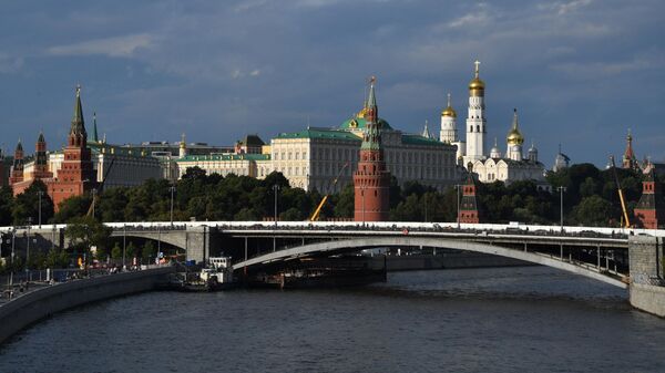 Вид на Большой Каменный мост в Москве