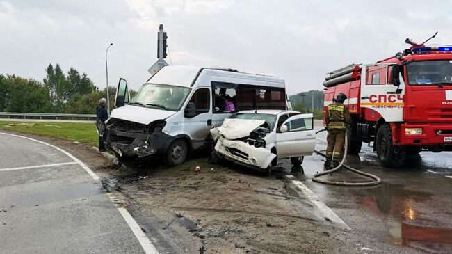 На месте ДТП в поселке Садовый Новосибирской области