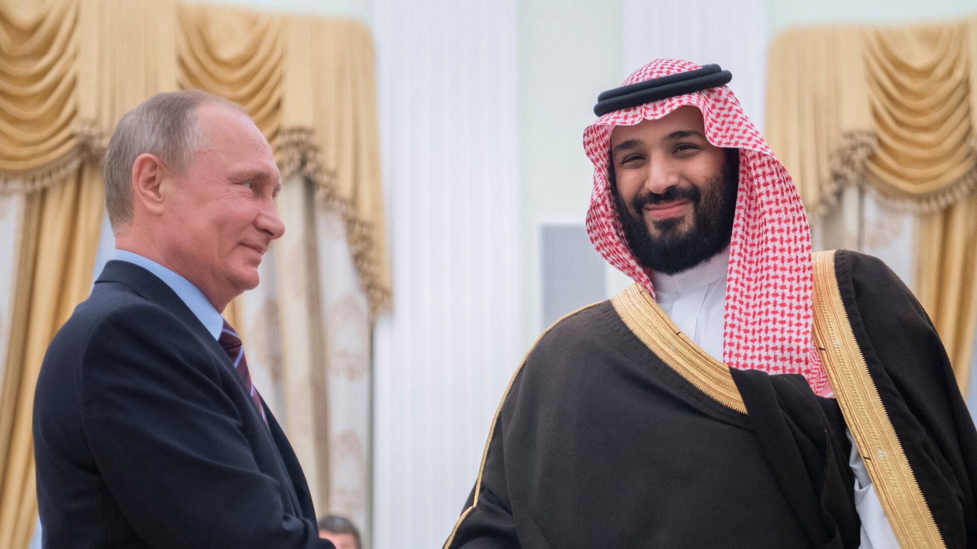 Президент России Владимир Путин и наследный принц Саудовской Аравии Мухаммад бен Салман Аль Сауд - РИА Новости, 1920, 09.10.2022
