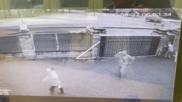 Нападение на ливийское посольство в Минске. Стоп-кадр видео