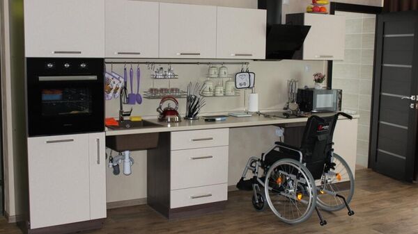 Модульная квартира с тренажерами для детей-инвалидов, открывшаяся в Ачинском реабилитационном центре для детей и подростков с ограниченными возможностями