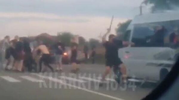 Опубликовано видео нападения на автобус под Харьковом
