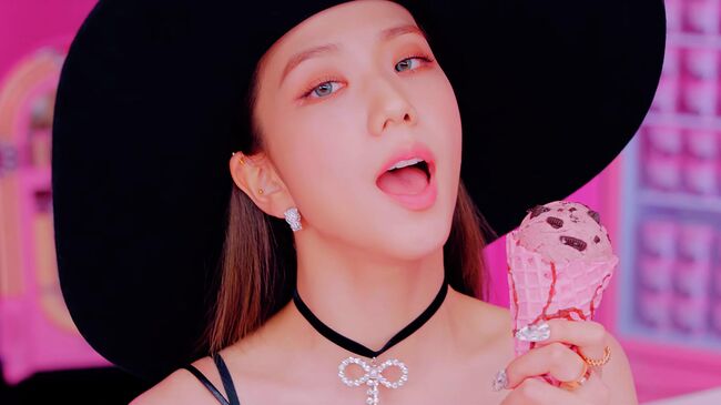 BLACKPINK - Ice Cream (with Selena Gomez)