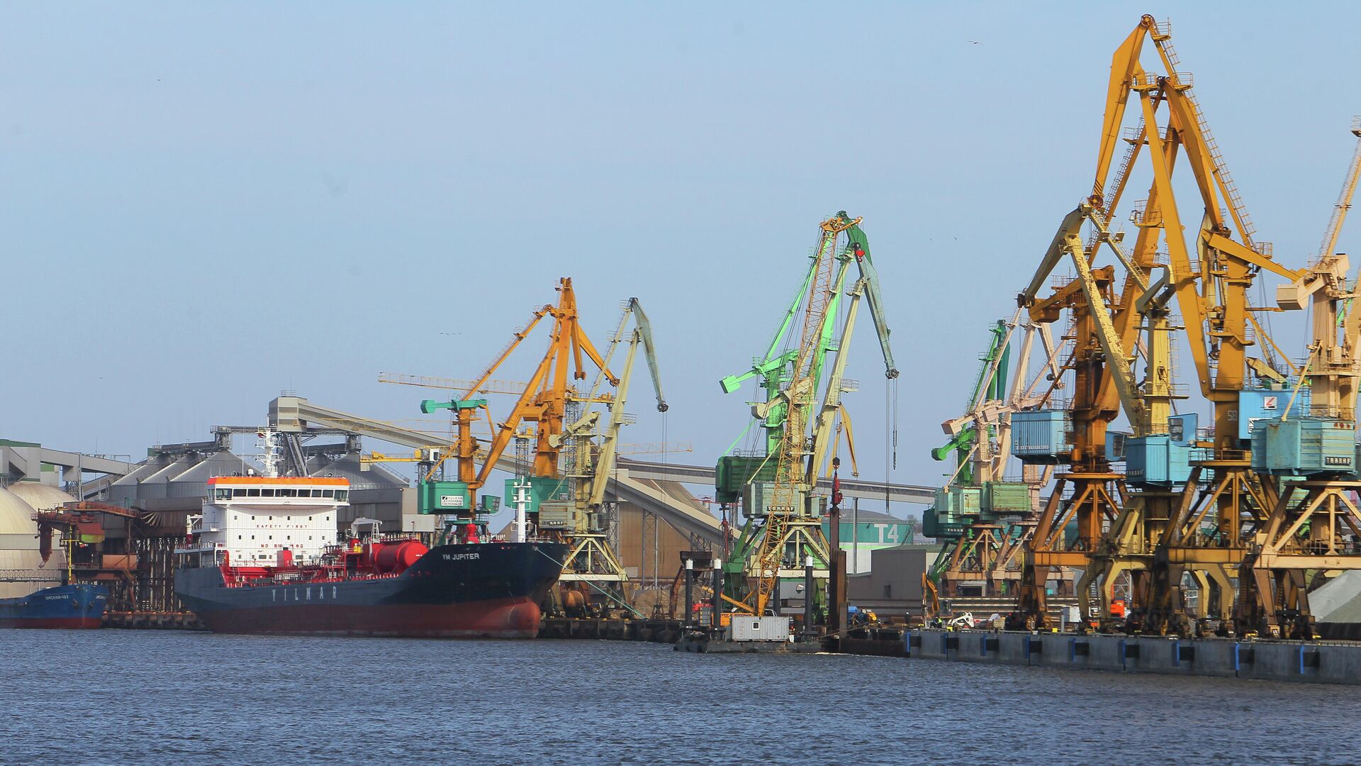 В Литву прибыл второй с начала месяца танкер с СПГ из России