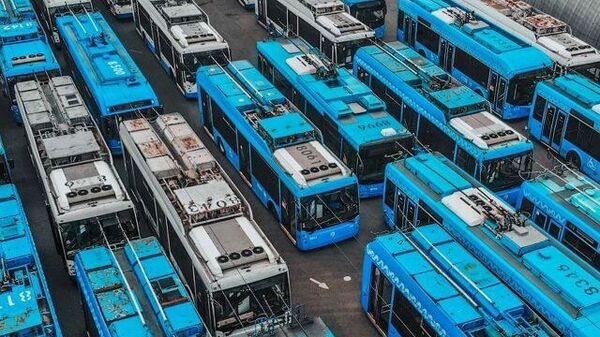 Прощай, рогатик: власти Москвы убрали троллейбусы с улиц столицы