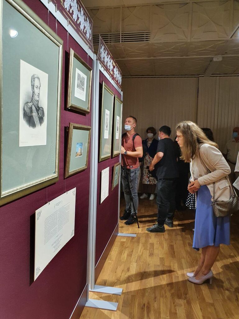 Экспонаты на выставке Императорский дом Романовых. История в гравюрах в Брянске Экспонаты на выставке Императорский дом Романовых. История в гравюрах в Брянске