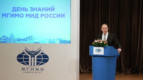 Министр иностранных дел РФ Сергей Лавров выступает перед студентами МГИМО в День знаний