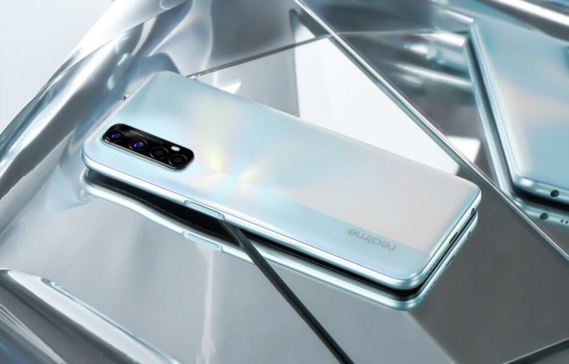 Смартфон Realme 7 pro - РИА Новости, 1920, 12.03.2021