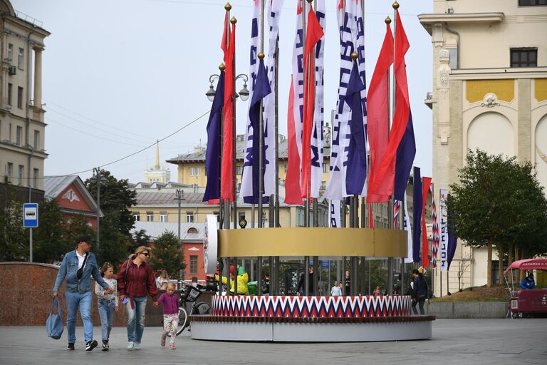 Украшение Москвы ко Дню города