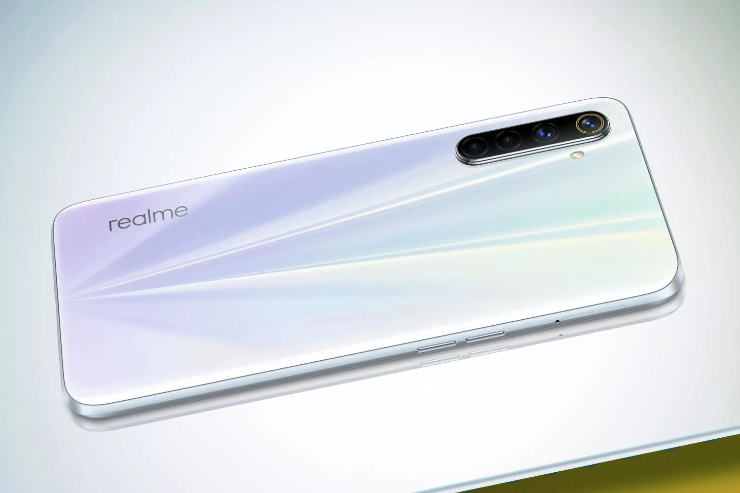 Телефон Realme 6 Телефон Realme 6 - РИА Новости, 1920, 04.09.2020