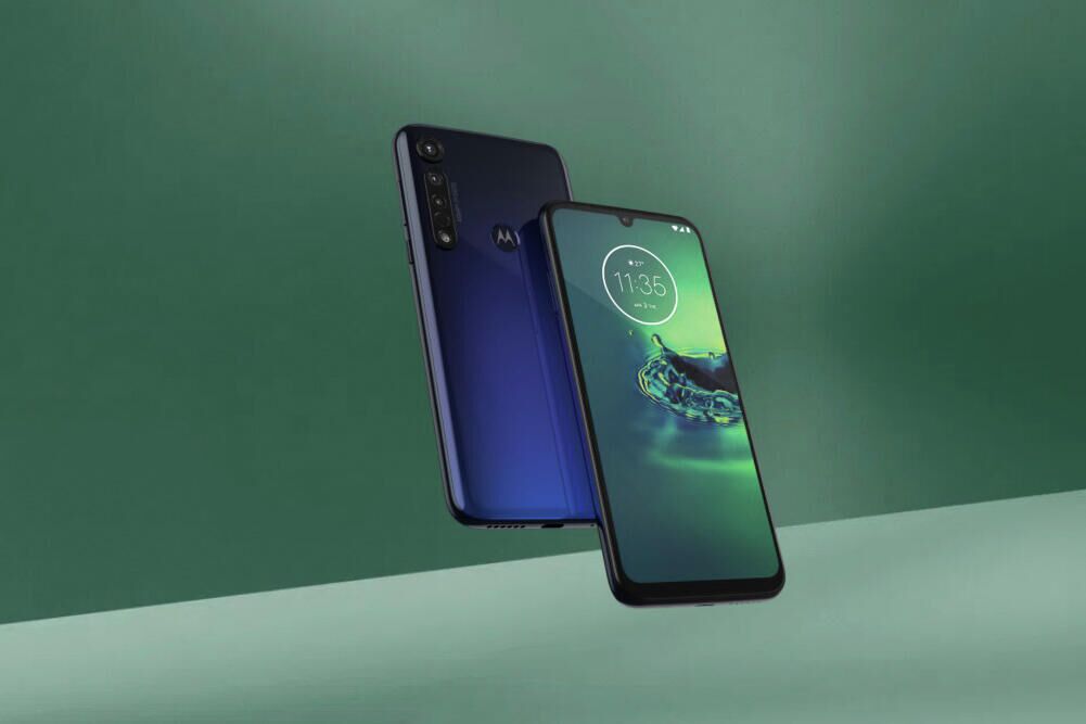 Телефон Motorola G8 Plus - РИА Новости, 1920, 04.09.2020