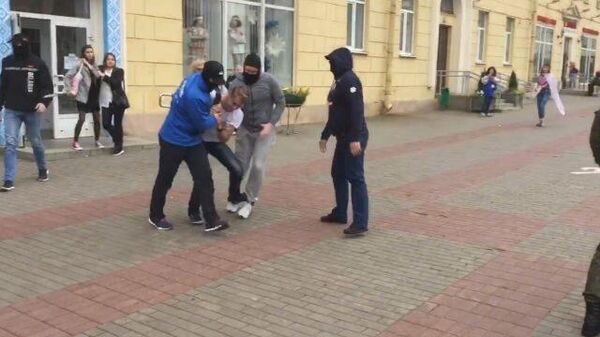 Кадры задержания участников студенческого митинга в Минске