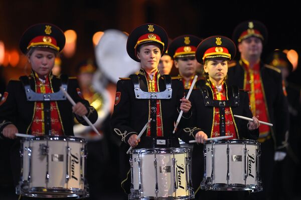 Сводный оркестр ГБОУ школа №1770 на XIII Международном военно-музыкальном фестивале Спасская башня